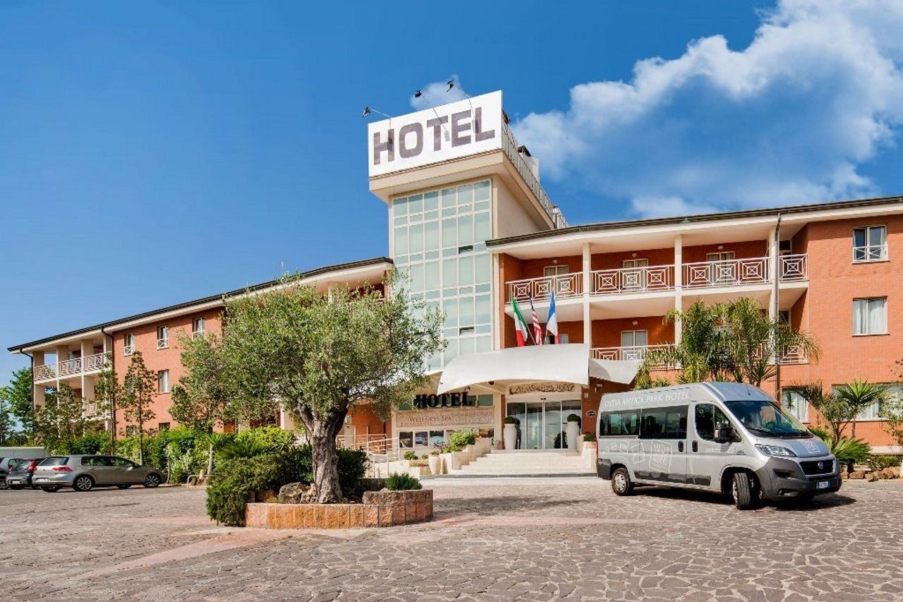 Ostia Antica Park Hotel & Spa Bagian luar foto